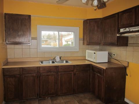 16343 Wolcott Ave, Markham, IL 60428 photo 4