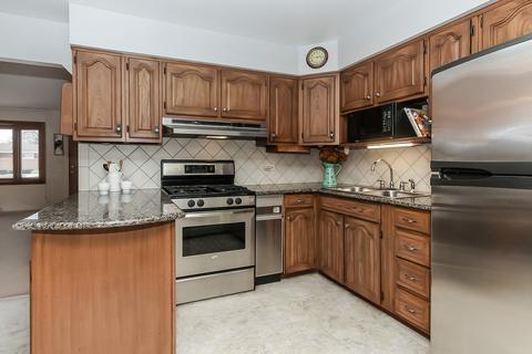 256 E Normandy Dr, Addison, IL 60101 photo 11