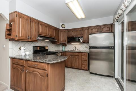 256 E Normandy Dr, Addison, IL 60101 photo 9
