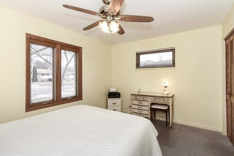 256 E Normandy Dr, Addison, IL 60101 photo 18