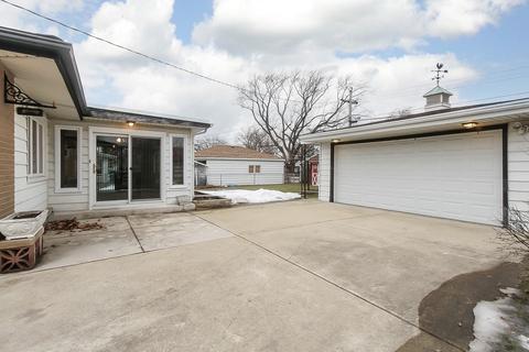 256 E Normandy Dr, Addison, IL 60101 photo 23