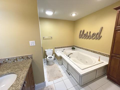 1450 Brandon Dr, Wheaton, IL 60189 photo 23
