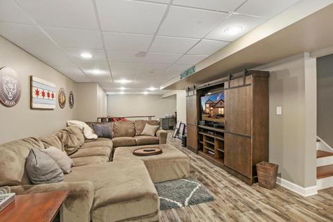 4281 Whitehall Ln, Algonquin, IL 60102 photo 23