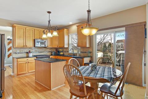 4281 Whitehall Ln, Algonquin, IL 60102 photo 8