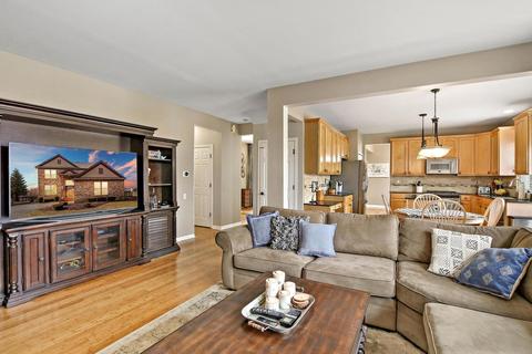 4281 Whitehall Ln, Algonquin, IL 60102 photo 11