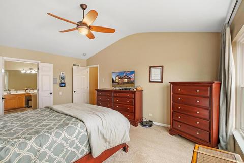 4281 Whitehall Ln, Algonquin, IL 60102 photo 15