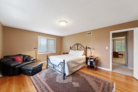 12 Hampton Dr, Oak Brook, IL 60523 photo 22