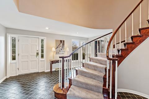 12 Hampton Dr, Oak Brook, IL 60523 photo 5