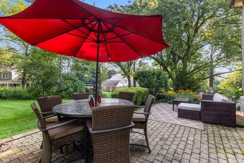 12 Hampton Dr, Oak Brook, IL 60523 photo 31