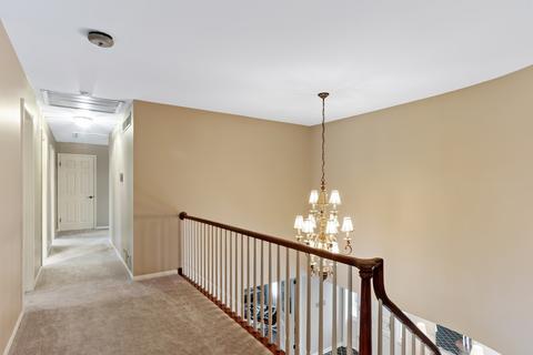 12 Hampton Dr, Oak Brook, IL 60523 photo 17