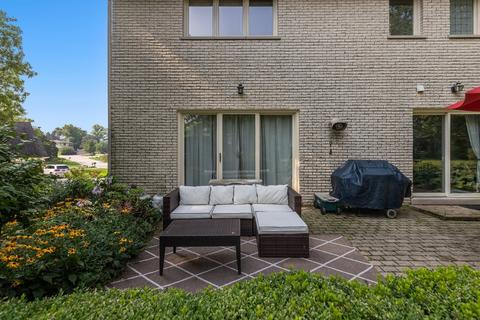 12 Hampton Dr, Oak Brook, IL 60523 photo 32