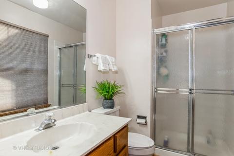 353 Bravo Ct, Bartlett, IL 60103 photo 9
