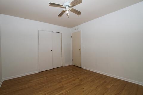 31 E Strong St, Wheeling, IL 60090 photo 12