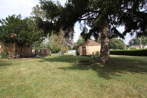 31 E Strong St, Wheeling, IL 60090 photo 5