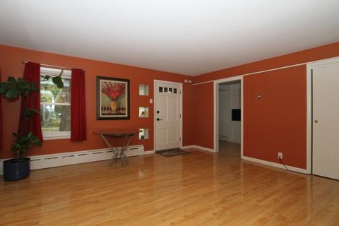 31 E Strong St, Wheeling, IL 60090 photo 8