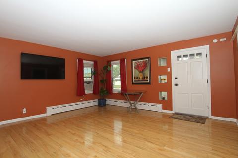 31 E Strong St, Wheeling, IL 60090 photo 7