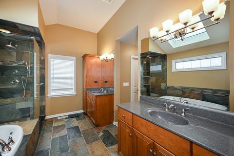 83 Mitchell Cir, Wheaton, IL 60189 photo 26
