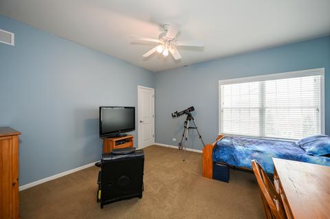 83 Mitchell Cir, Wheaton, IL 60189 photo 32