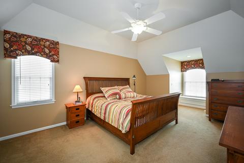 83 Mitchell Cir, Wheaton, IL 60189 photo 22