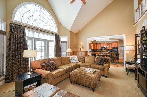 83 Mitchell Cir, Wheaton, IL 60189 photo 15