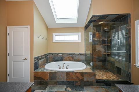 83 Mitchell Cir, Wheaton, IL 60189 photo 25