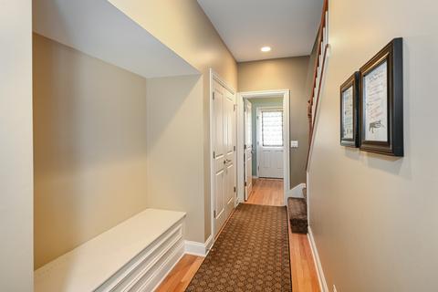 83 Mitchell Cir, Wheaton, IL 60189 photo 19