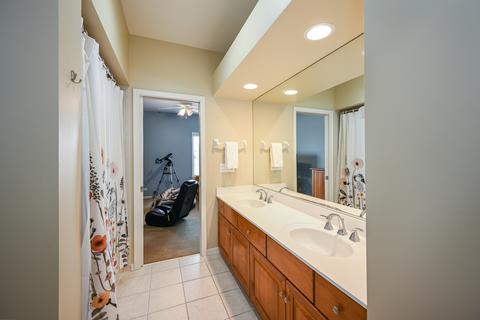 83 Mitchell Cir, Wheaton, IL 60189 photo 31