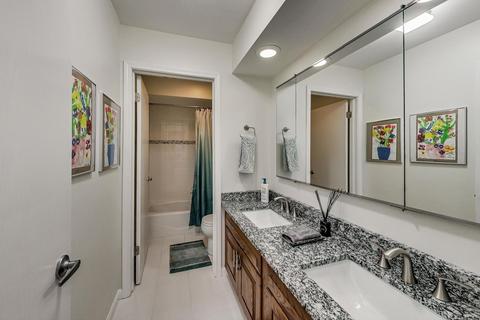 4348 Phyllis Dr, Northbrook, IL 60062 photo 21