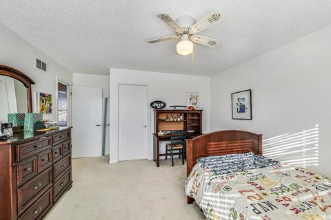 4348 Phyllis Dr, Northbrook, IL 60062 photo 18