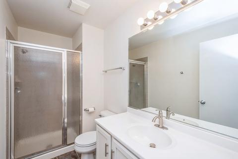 536 E 32nd St #B, Chicago, IL 60616 photo 13