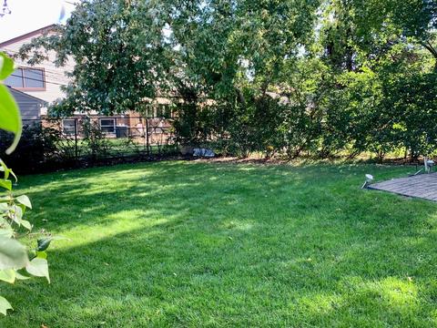 54 Michael Rd, Des Plaines, IL 60016 photo 3