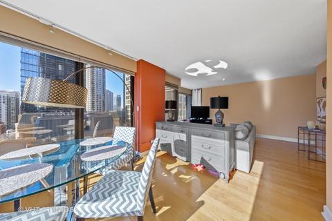 30 E Huron St #1404, Chicago, IL 60611 photo 7