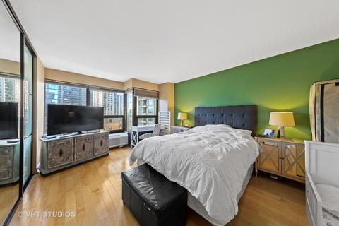 30 E Huron St #1404, Chicago, IL 60611 photo 8