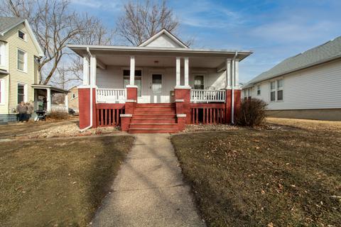 710 E Monroe St, Bloomington, IL 61701 photo 1