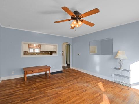 135 E North St, Cisco, IL 61830 photo 4