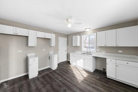 15365 Afton Ave, Markham, IL 60428 photo 4