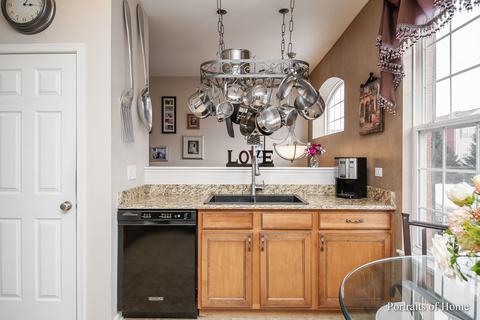 4126 Bethlehem Rd, Aurora, IL 60504 photo 2