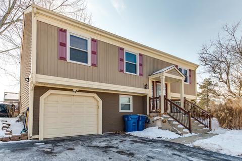 254 E Cleburne Ave, Bartlett, IL 60103 photo 1