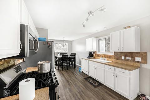 16302 Spaulding Ave, Markham, IL 60428 photo 5