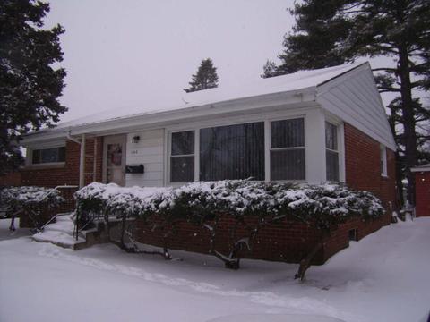 1140 Mohawk Dr, Elgin, IL 60120 photo 1