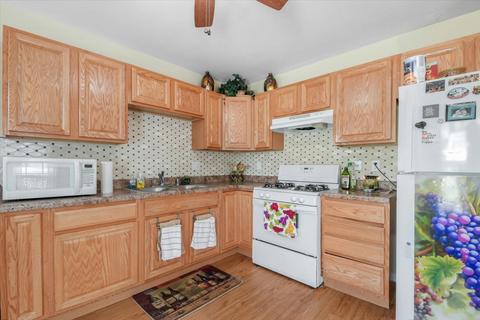 506 E Beardsley Ave, Champaign, IL 61820 photo 6