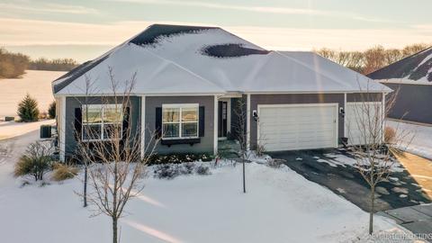 691 Slate Run, Elgin, IL 60124 photo 1