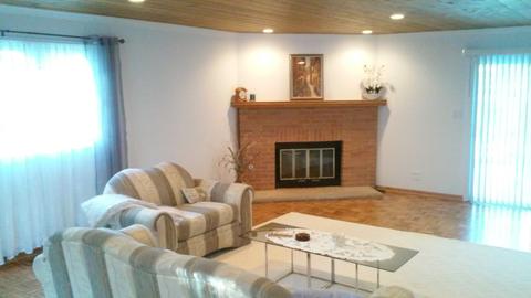 80 Kingman Ln, Hoffman Estates, IL 60169 photo 6