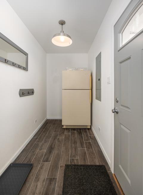 1525 Edgefield Ln, Hoffman Estates, IL 60169 photo 11