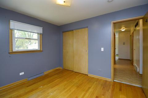 1114 S Robert Dr, Mount Prospect, IL 60056 photo 9