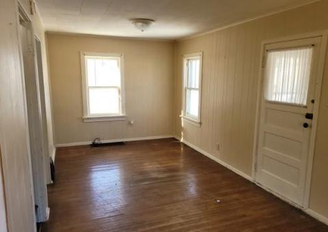 863 Carr St, Elgin, IL 60123 photo 6