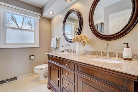 1968 Creekside Dr, Wheaton, IL 60189 photo 29