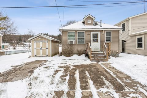 1563 Lowe Dr, Algonquin, IL 60102 photo 1