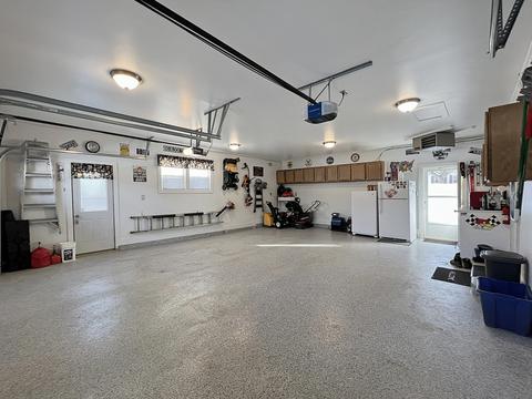 1748 Valley View Dr, Freeport, IL 61032 photo 36