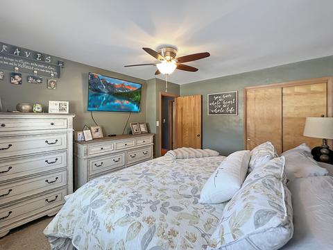 1748 Valley View Dr, Freeport, IL 61032 photo 25